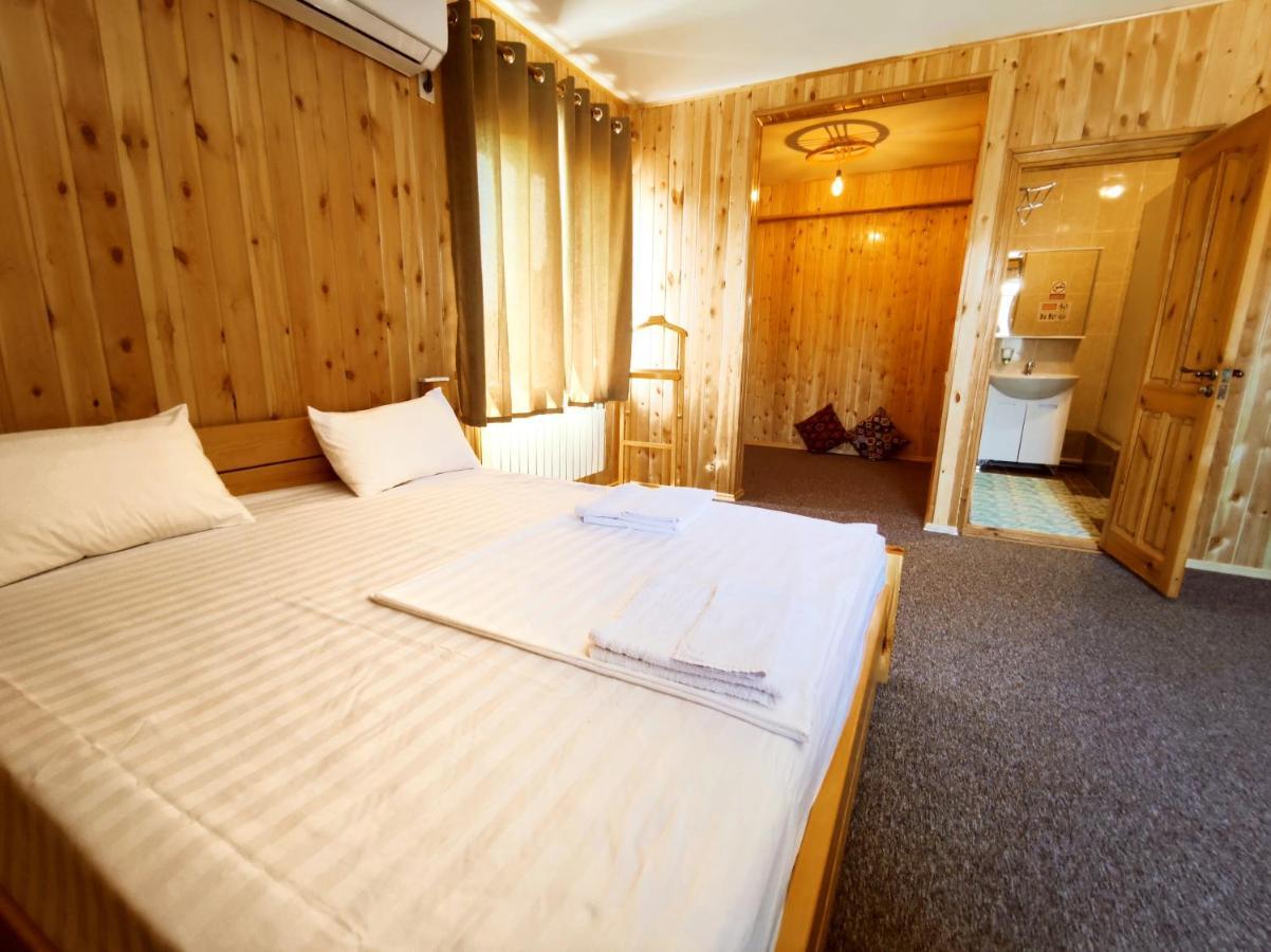 Silkroad Guesthouse 비슈케크 외부 사진