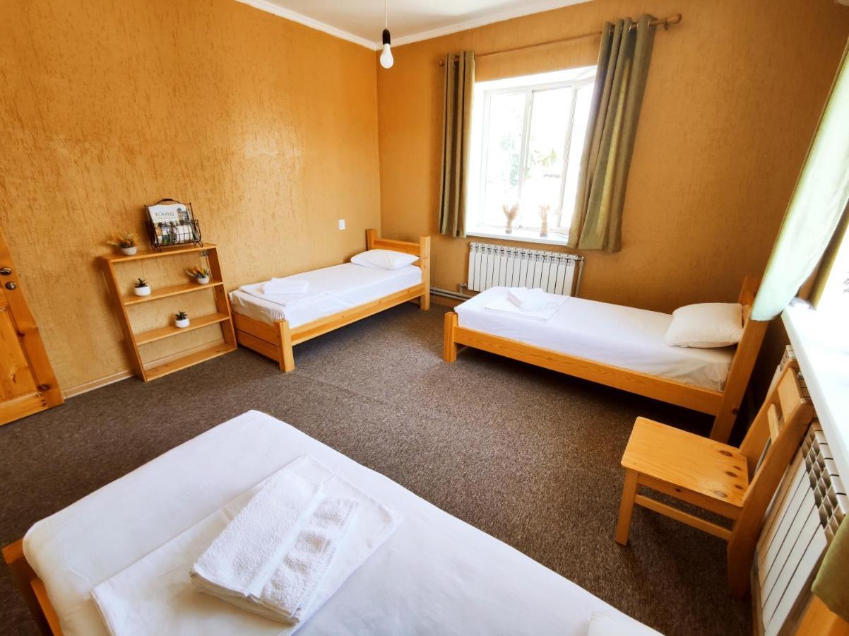 Silkroad Guesthouse 비슈케크 외부 사진