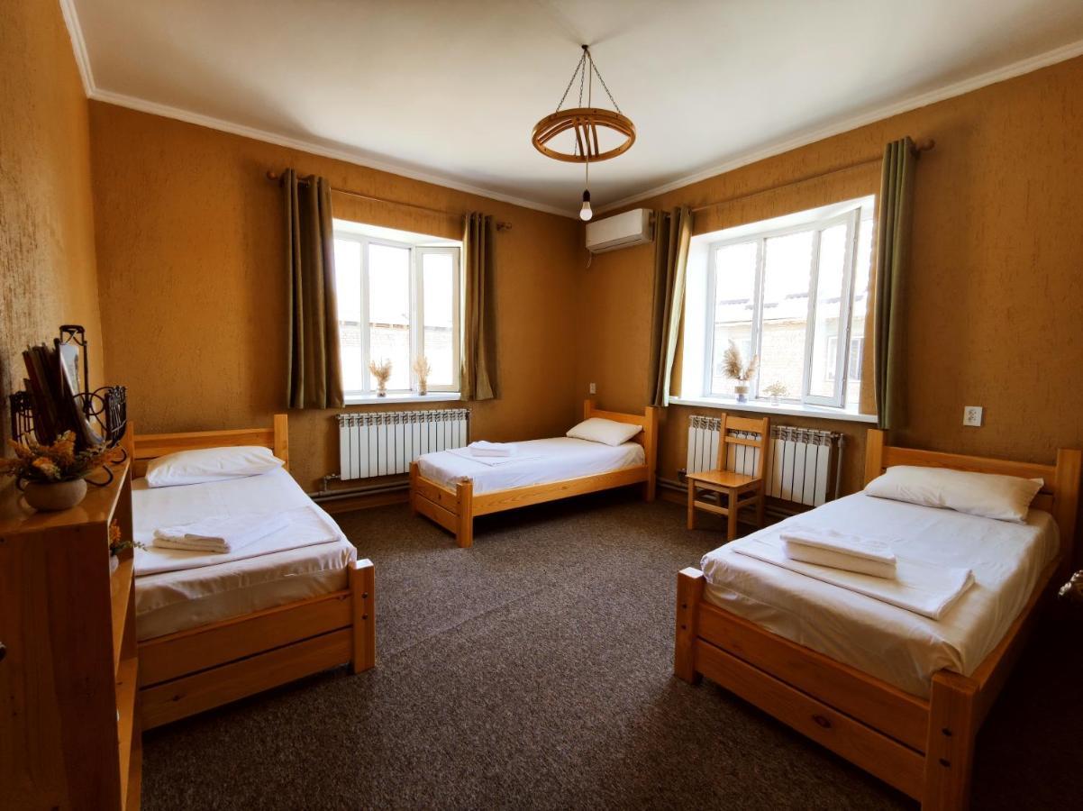 Silkroad Guesthouse 비슈케크 외부 사진
