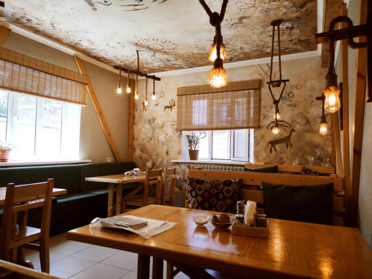 Silkroad Guesthouse 비슈케크 외부 사진